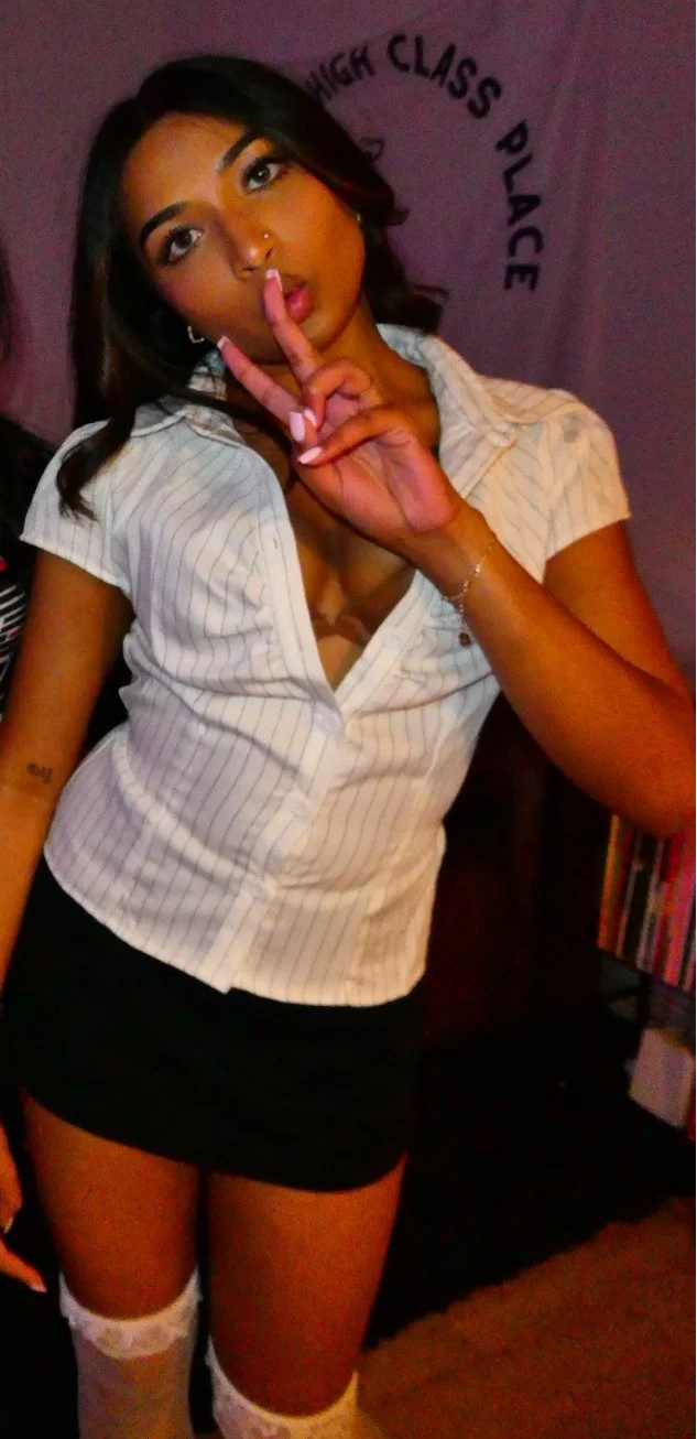Indian Teen Bop Yuki image 5