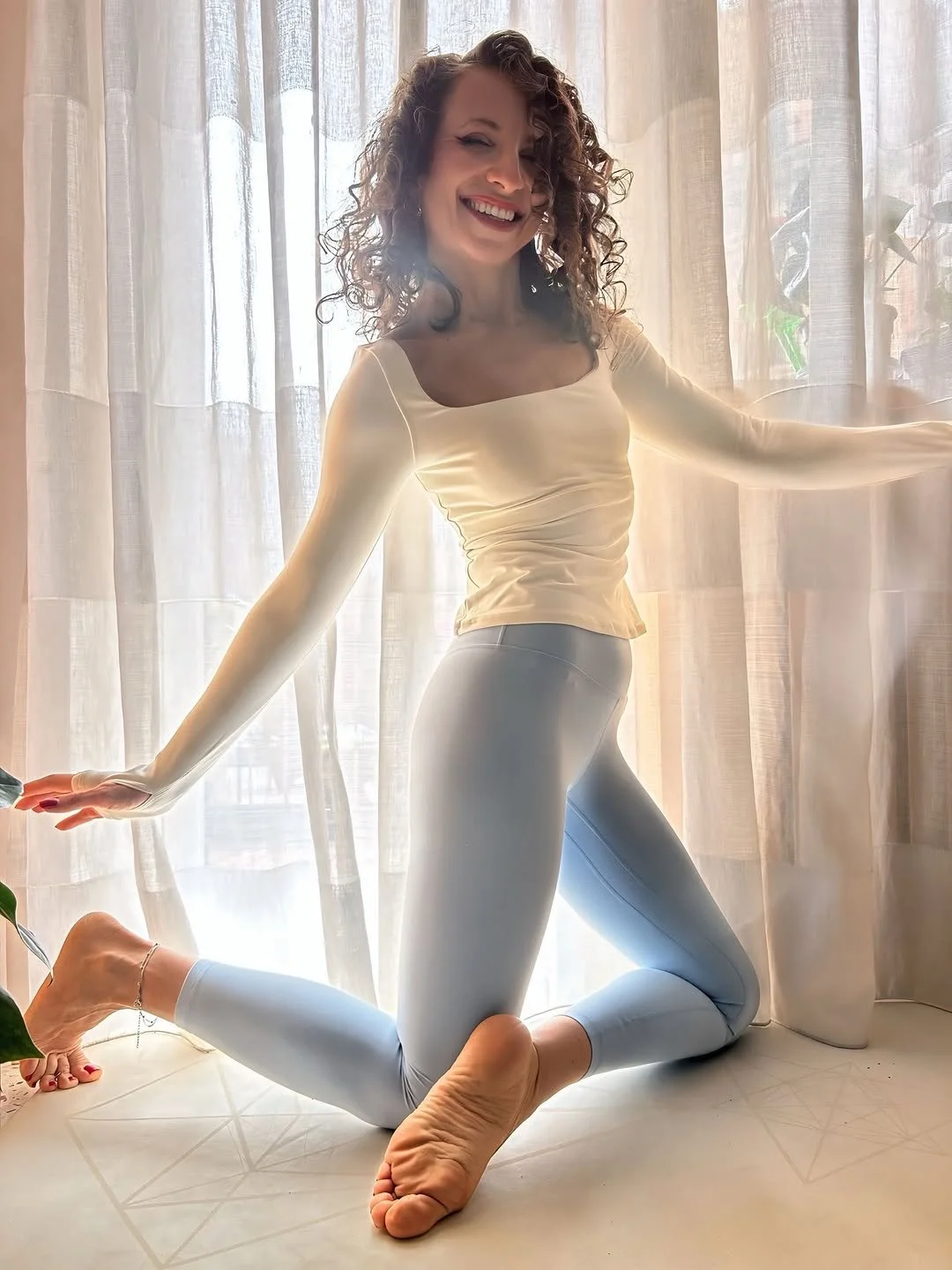 Yoga 👄👅💦 main image