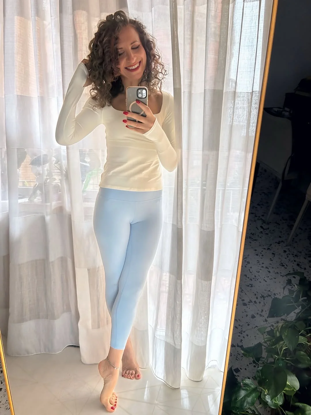 Yoga 👄👅💦 image 2