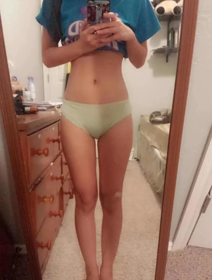 18yo petite asian image 1