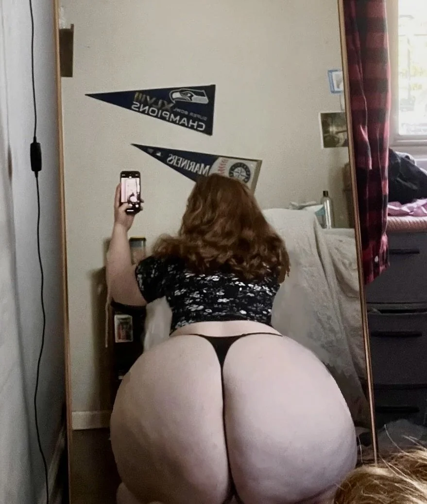 Huge Ass College Pawg pt1 image 2