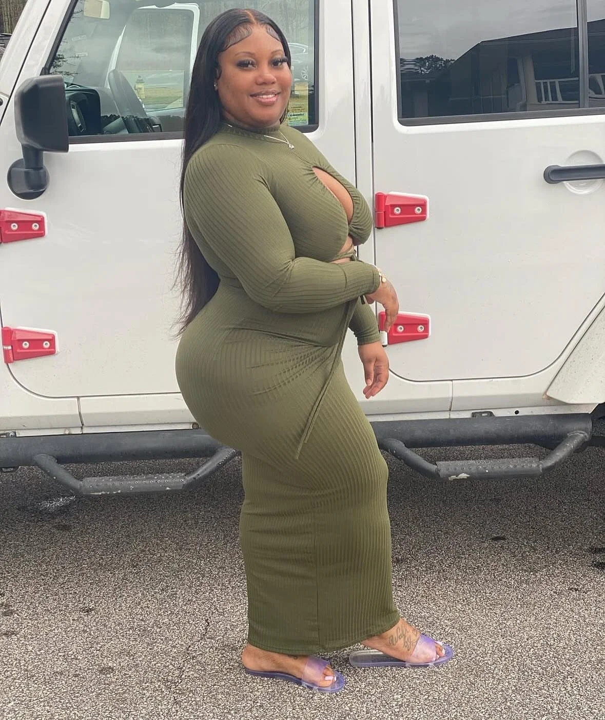 Thic Thicc Dymez image 6