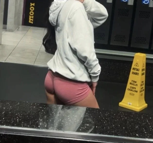 Asian Hmong Teen Gym Rat image 2