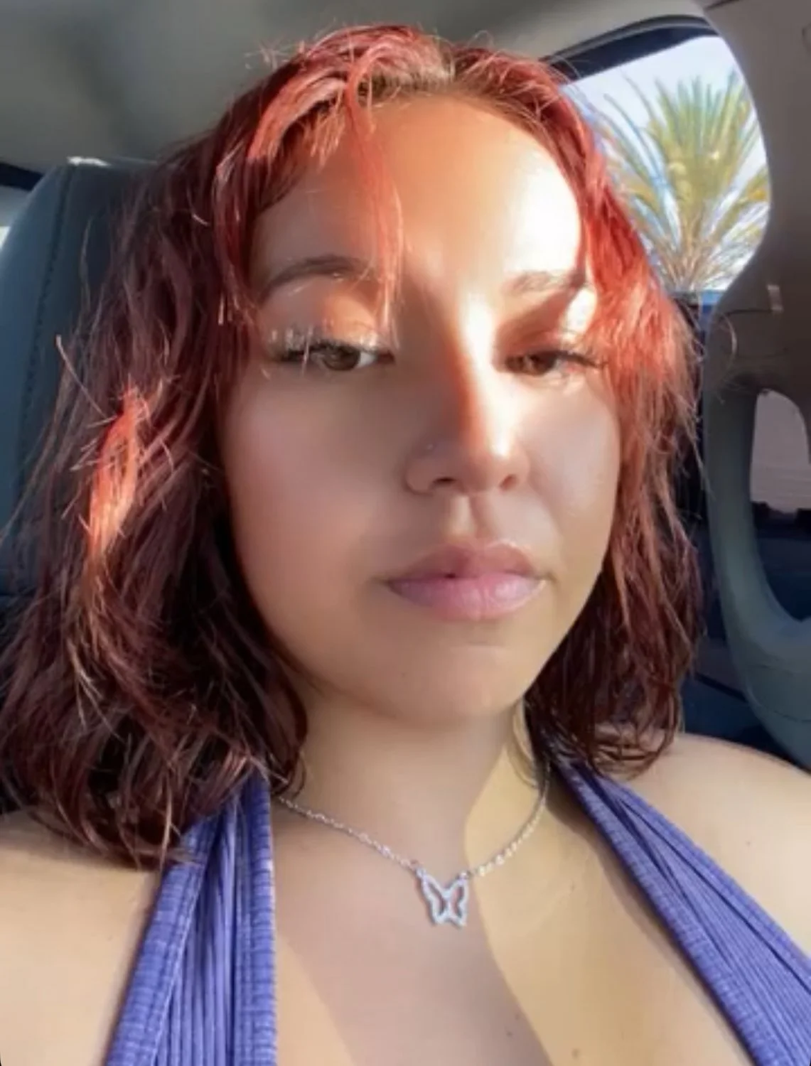 Latina milf image 2