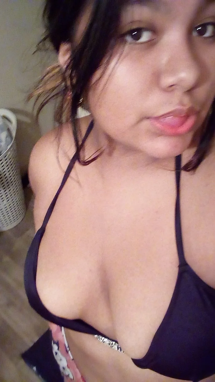 Latina Slut image 12