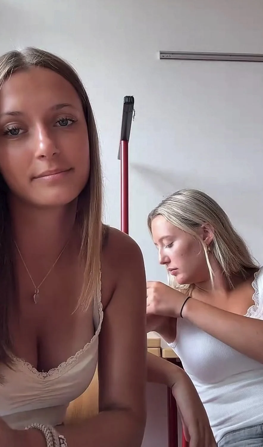 Deutsche Girls image 19
