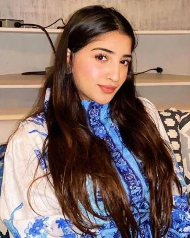 Slut girlfriend leaked image 12