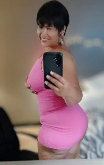 Pov: you went thru it mom or aunts phone. Madurita culona . Thick mature image 36