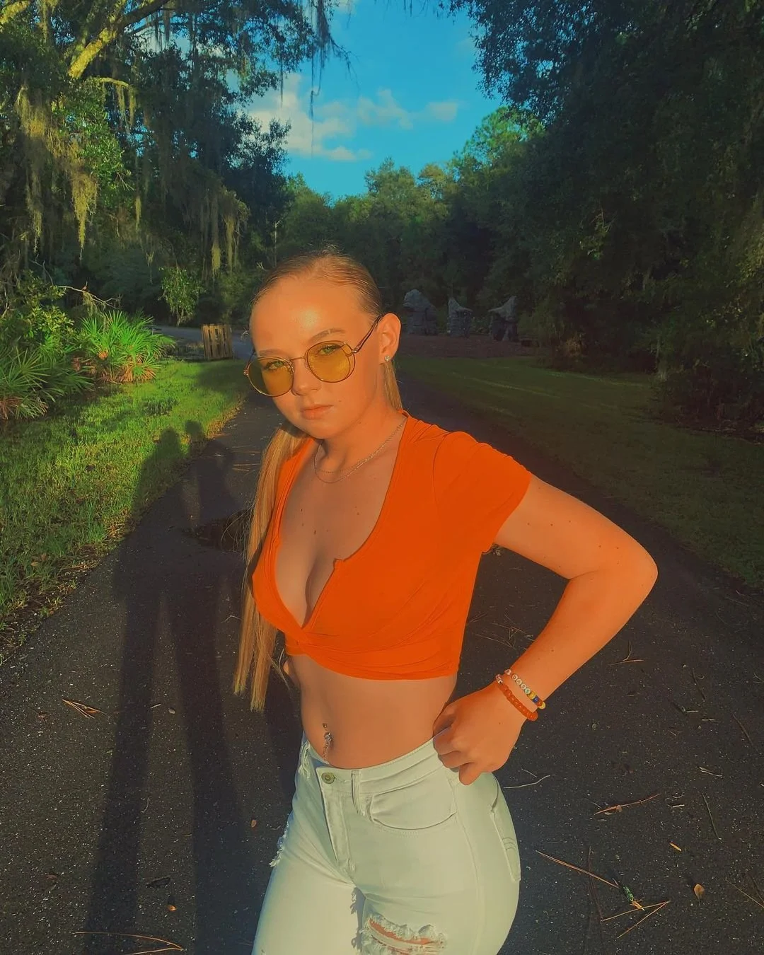 Grace Blonde Teen image 9
