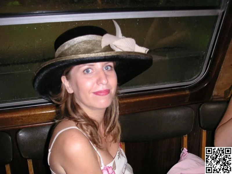 Emilia image 23