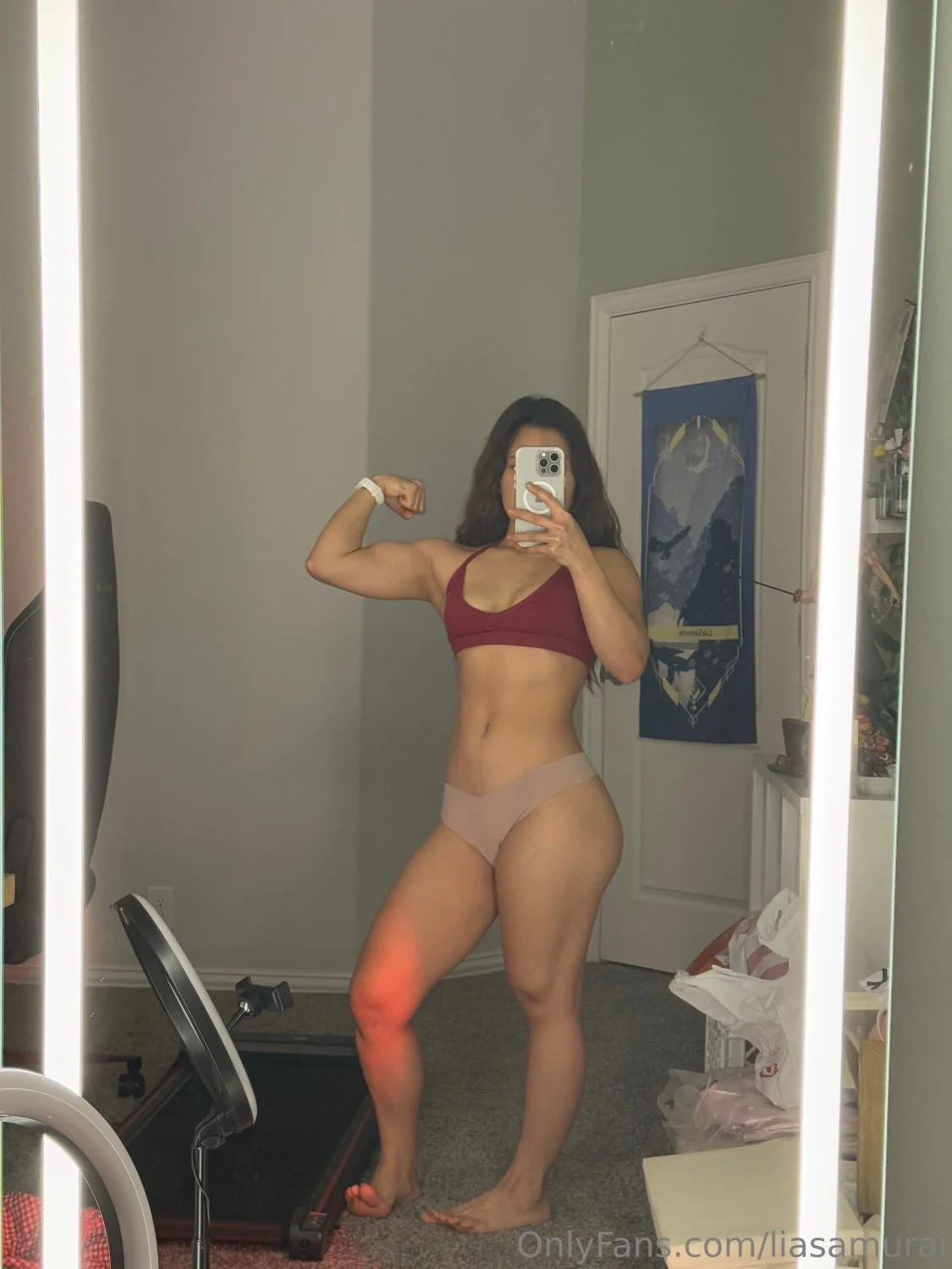asian gym girl main image