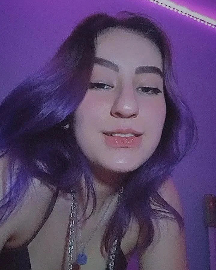 Namorada confiou mandando nudes e virou putinha de internet image 26