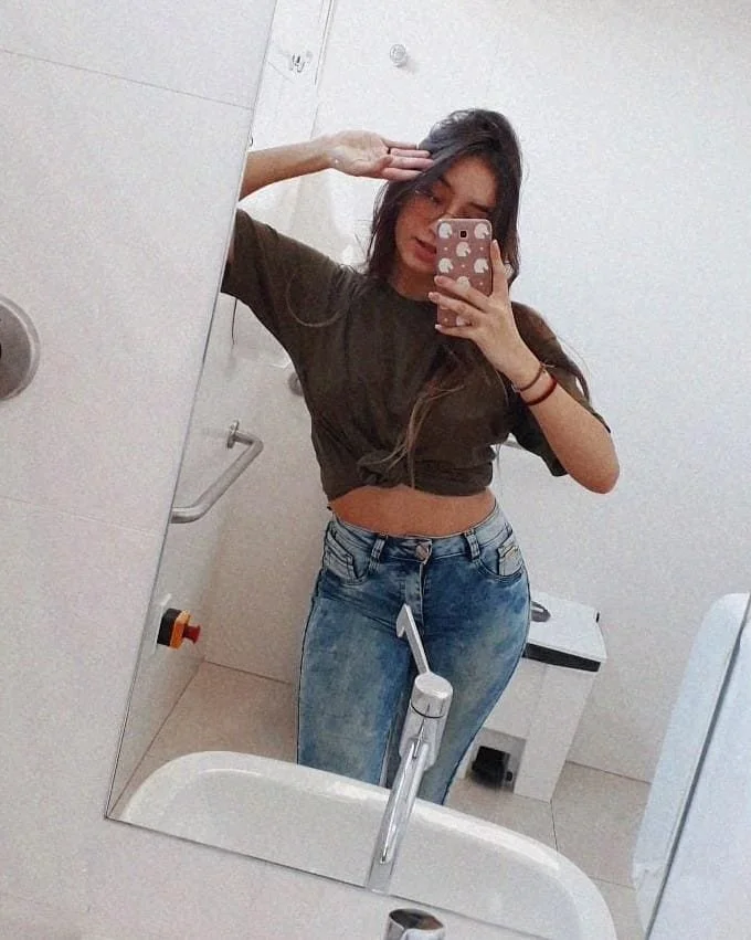 Namorada confiou mandando nudes e virou putinha de internet image 33