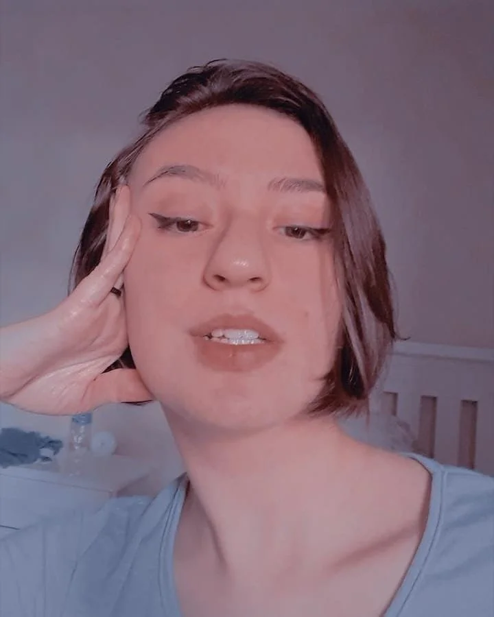 Namorada confiou mandando nudes e virou putinha de internet image 35