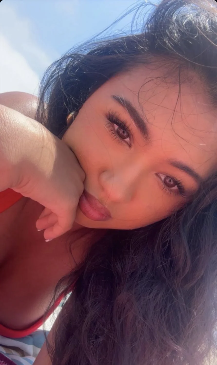 ISO Caroline csulb college Leaks image 2