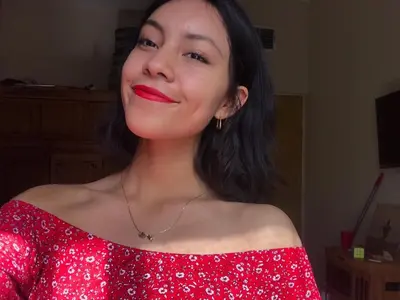 Estrellita pagando su universidad cover image