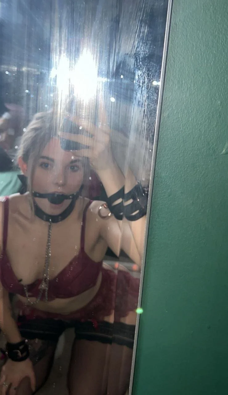 Uklad wasnt bigger than bbc. So here is his girlfriend image 7