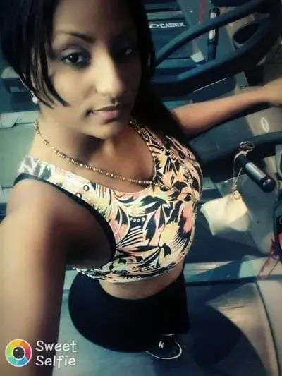 Hot srilankan single milf need young dick 🍑♨️ cover image