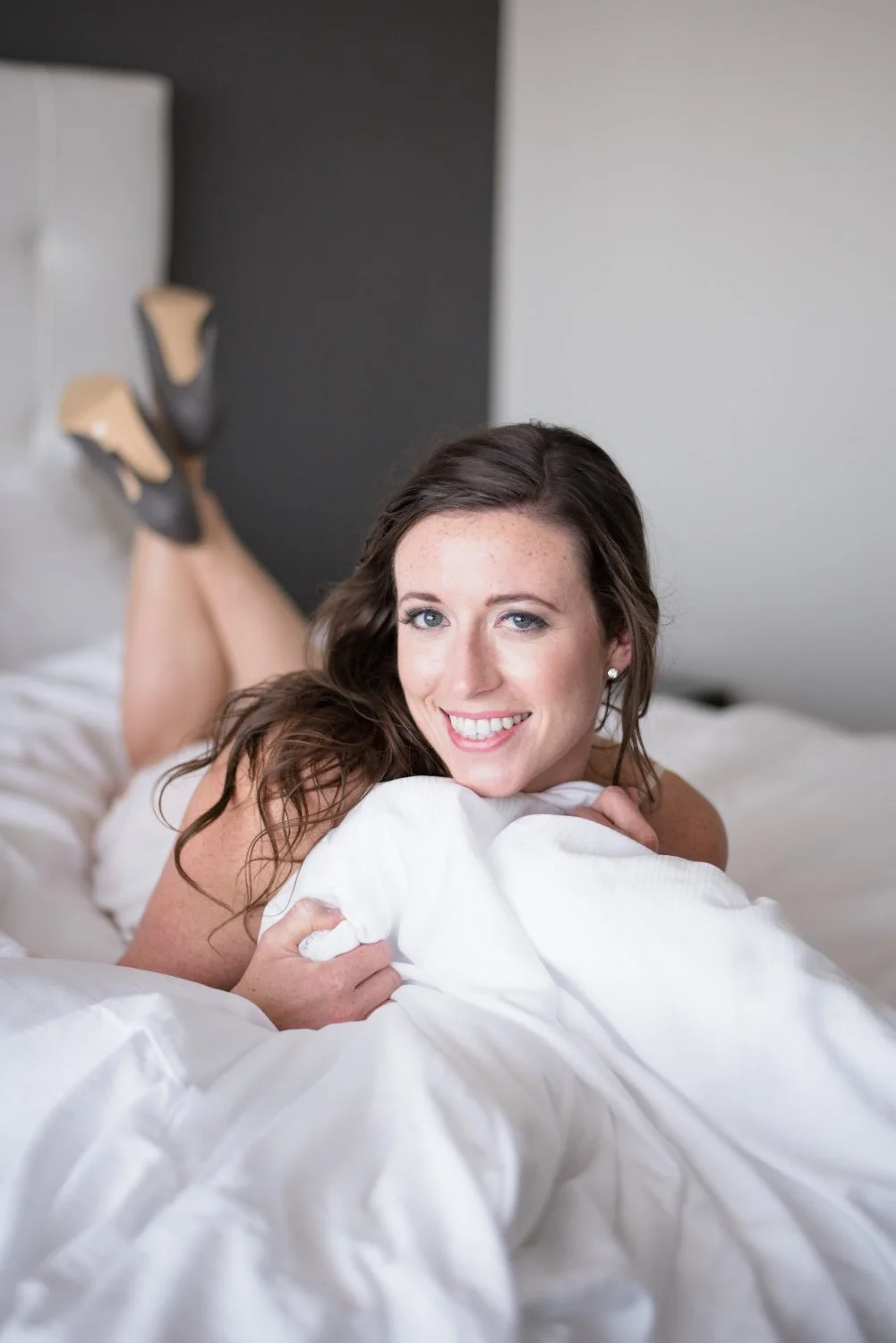 Shy Wife Amanda Works up the Courage to Show Her Tits in Boudoir Shoot Pt.1 image 2