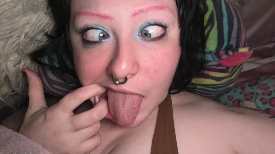 Hailee the idiot pawg bimbo clown loves humiliation and tasks image 20