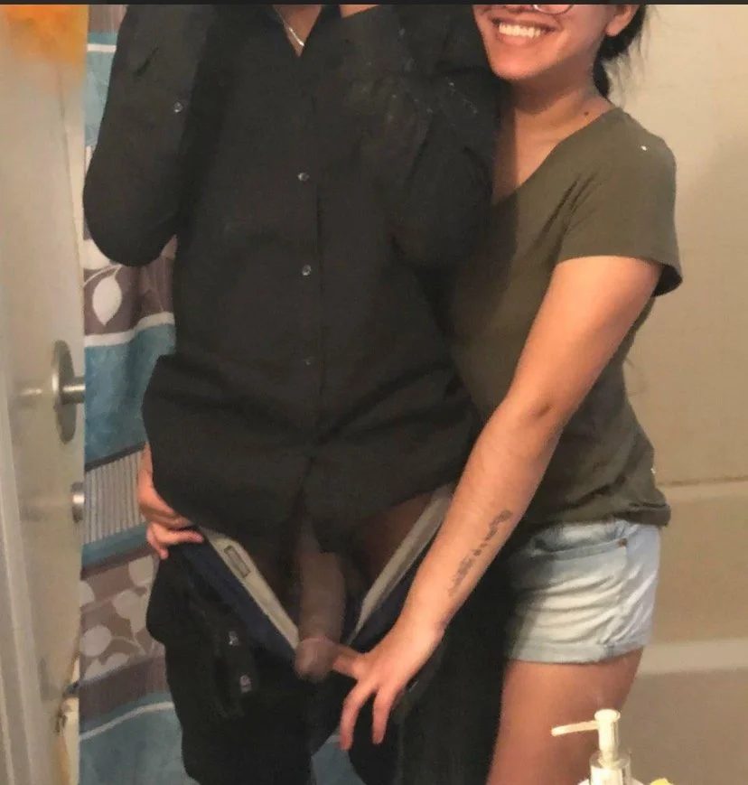 The reason she still texts her ex image 3