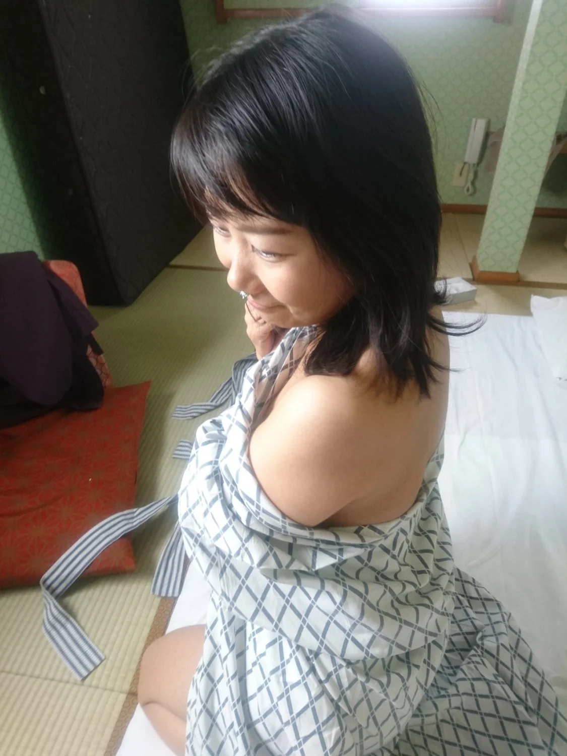 Akubi image 32