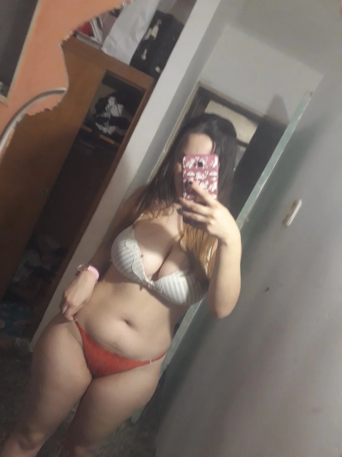 pendeja argenta putita le gusta mostrarse image 11