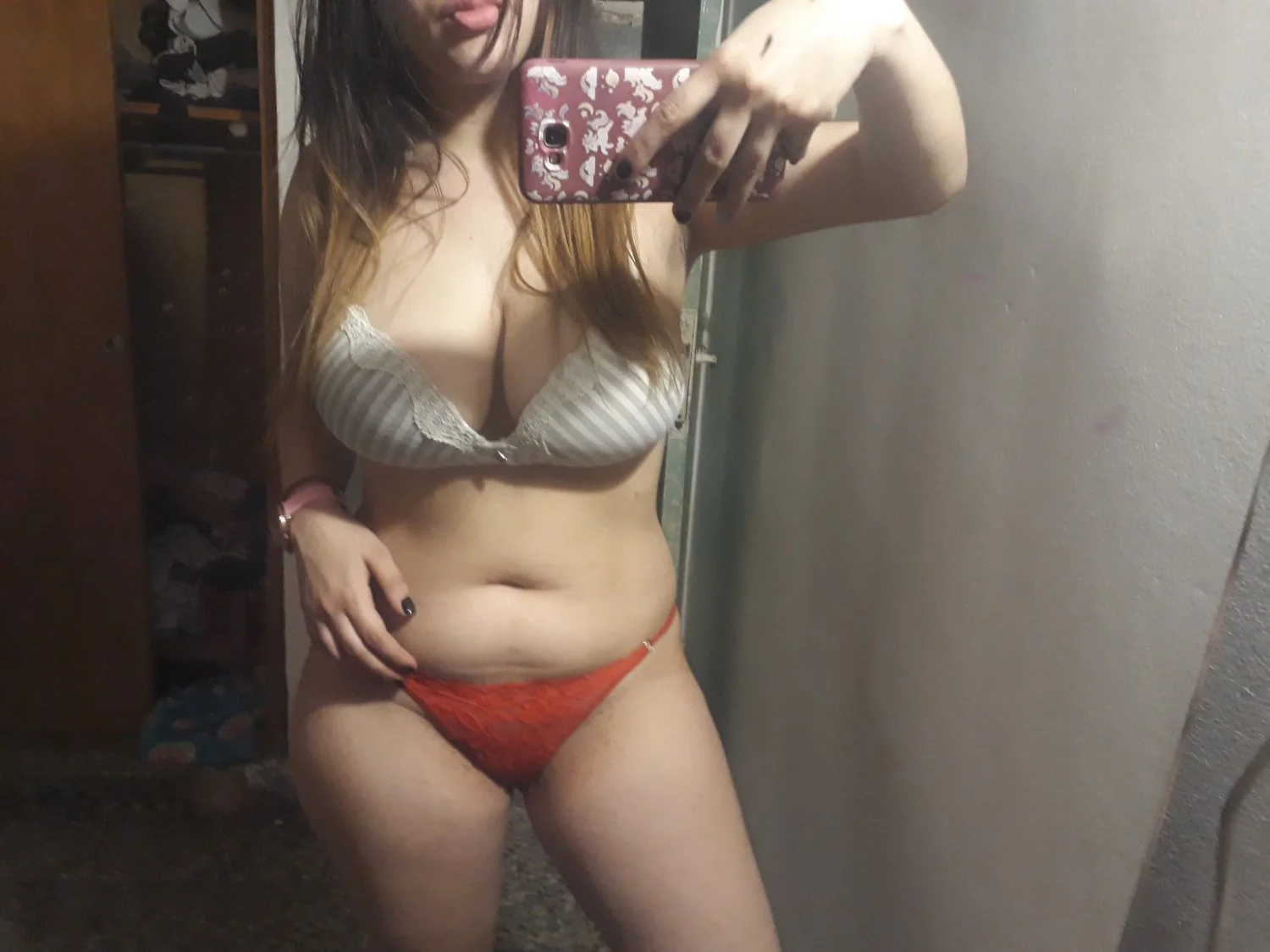 pendeja argenta putita le gusta mostrarse image 19