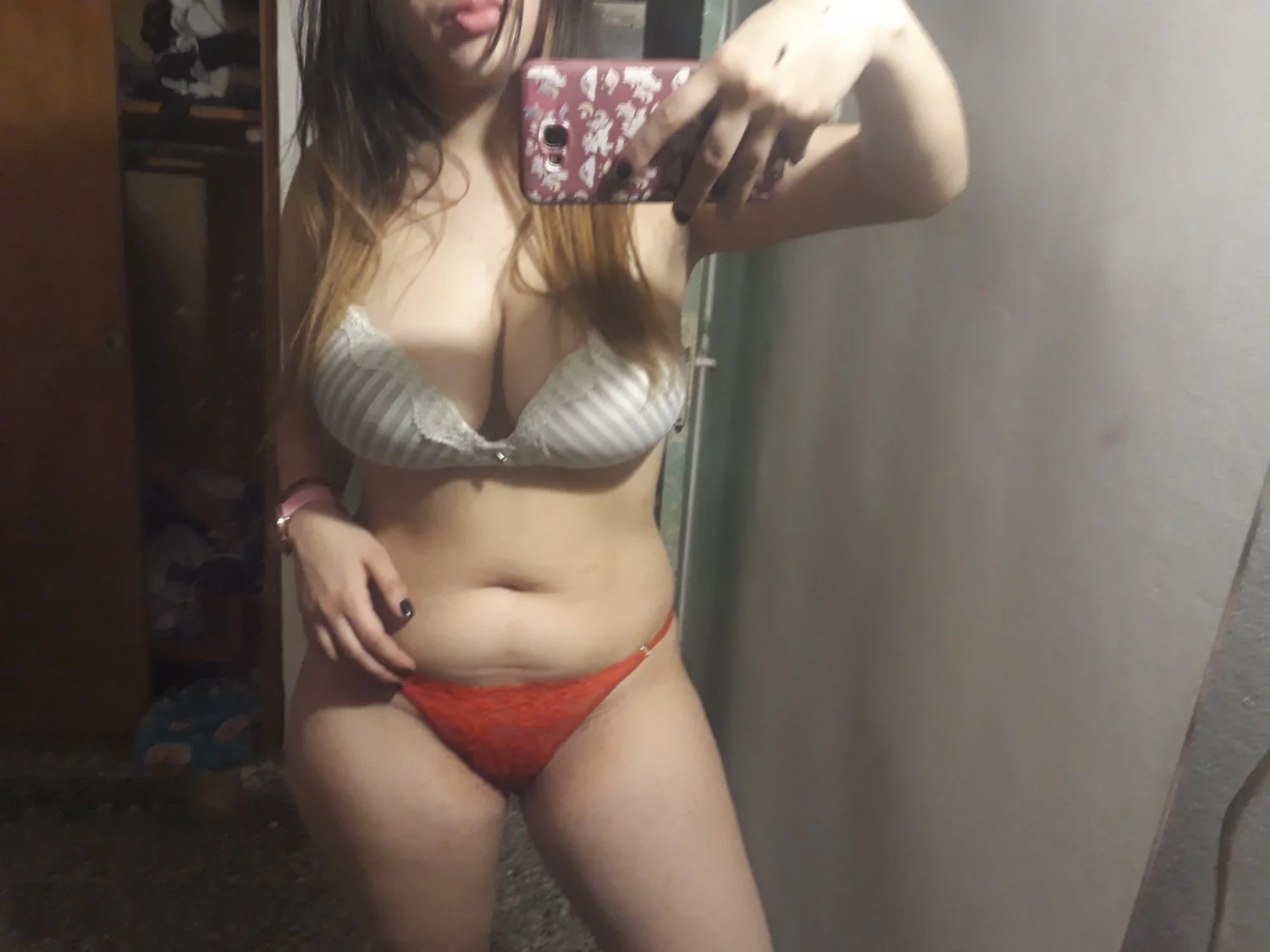 pendeja argenta putita le gusta mostrarse image 20