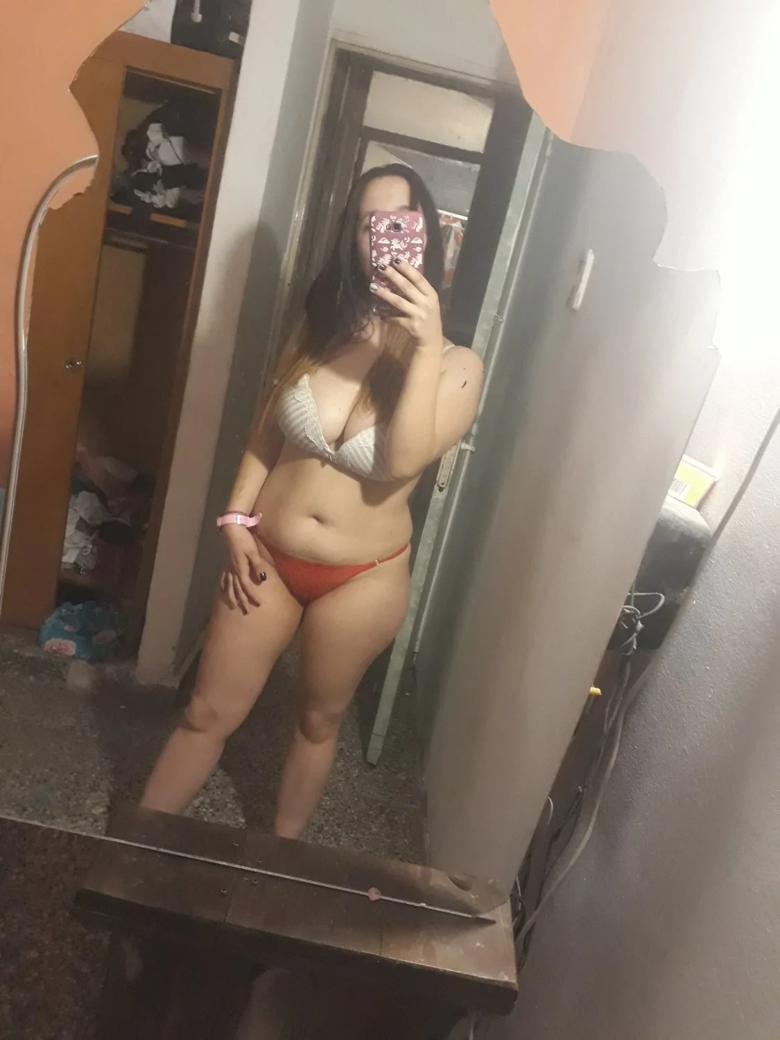 pendeja argenta putita le gusta mostrarse image 21