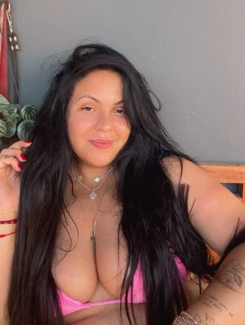 GORDA PUTA VICIADA EM PICA image 10