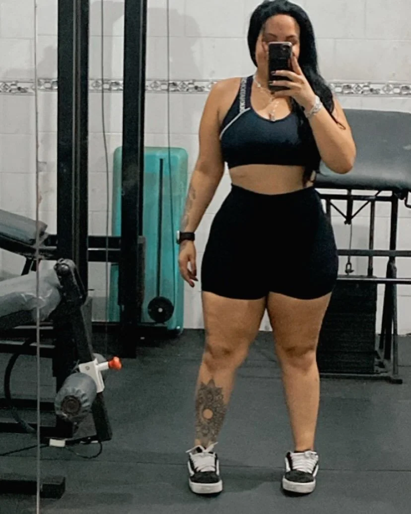 GORDA PUTA VICIADA EM PICA image 18