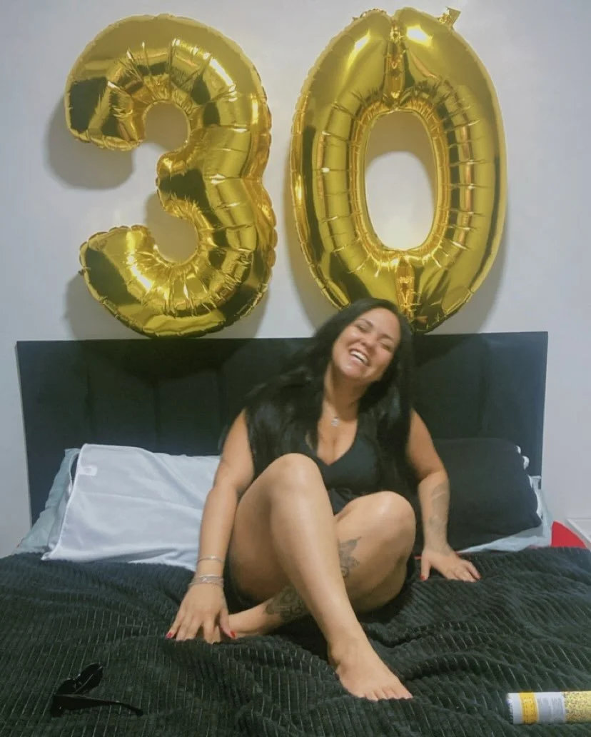 GORDA PUTA VICIADA EM PICA image 30
