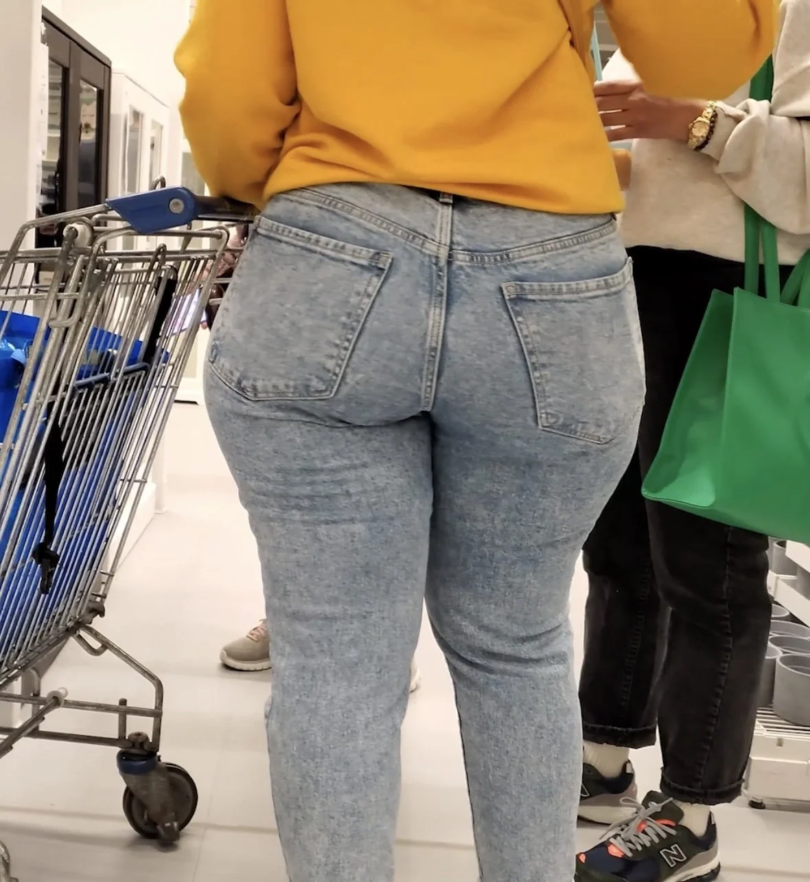 Hot Girls Perfect Ass in Jeans image 14