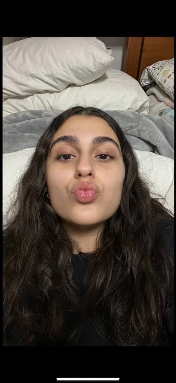 18 year old Arab with big tits and fat ass image 19