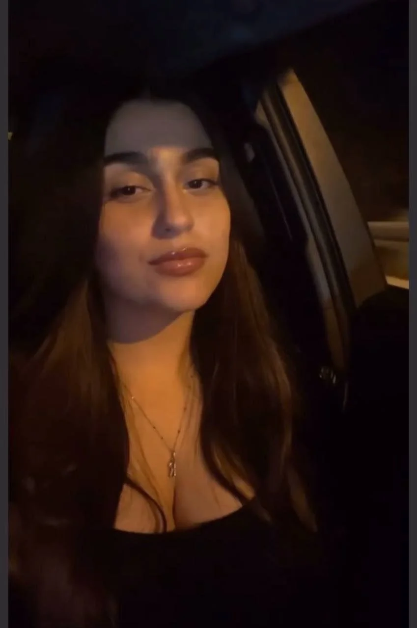 18 year old Arab with big tits and fat ass image 29