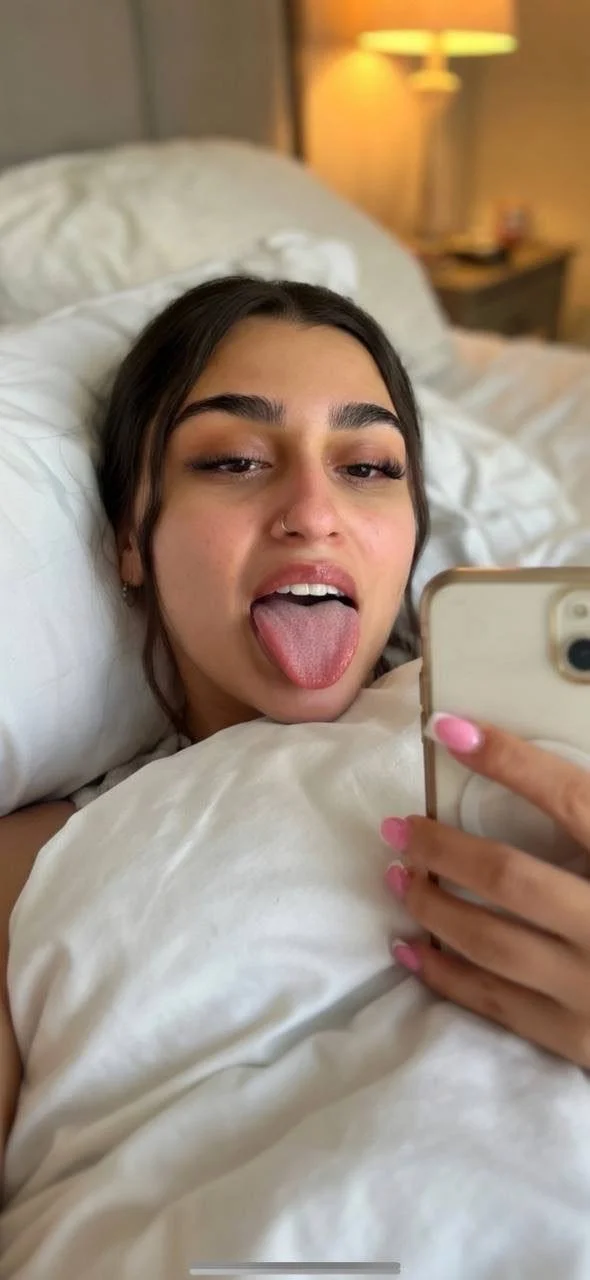 18 year old Arab with big tits and fat ass image 36