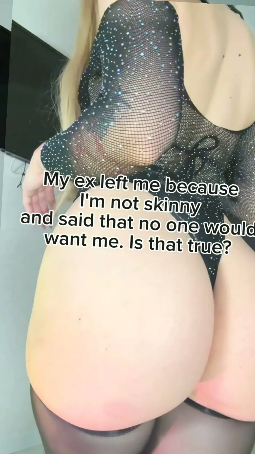 🔞 wild slut fat ass fingering pussy nude tight pussy 😈🍑 OF image 3