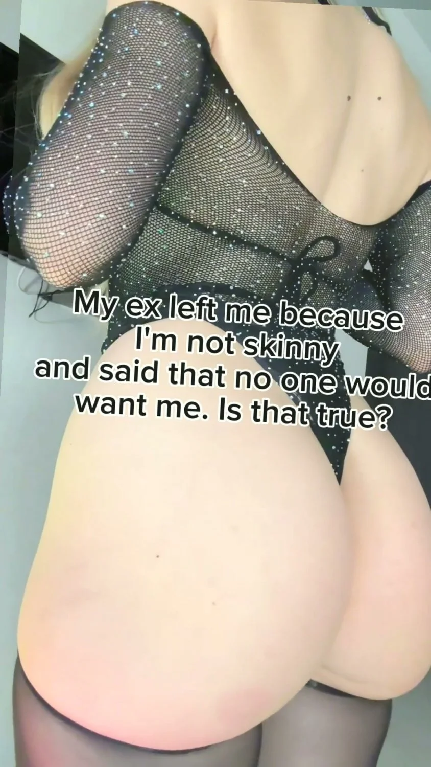 🔞 wild slut fat ass fingering pussy nude tight pussy 😈🍑 OF image 4