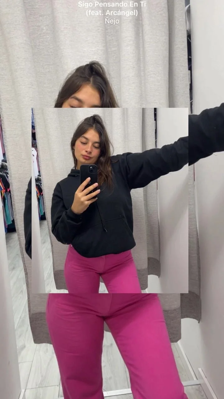 Hermosa pendeja argentina miren las tetas y la cara de puta que pone al palo me la deja 🔥🔥🔥🤤🤤 main image