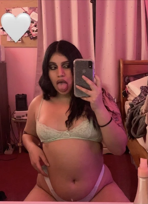 Ex GF image 5