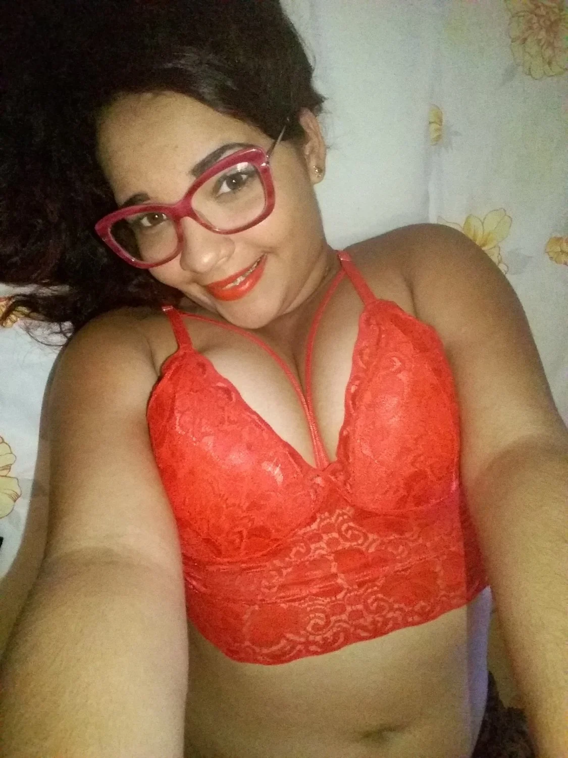 Coroa puta safada adora se exibir image 17