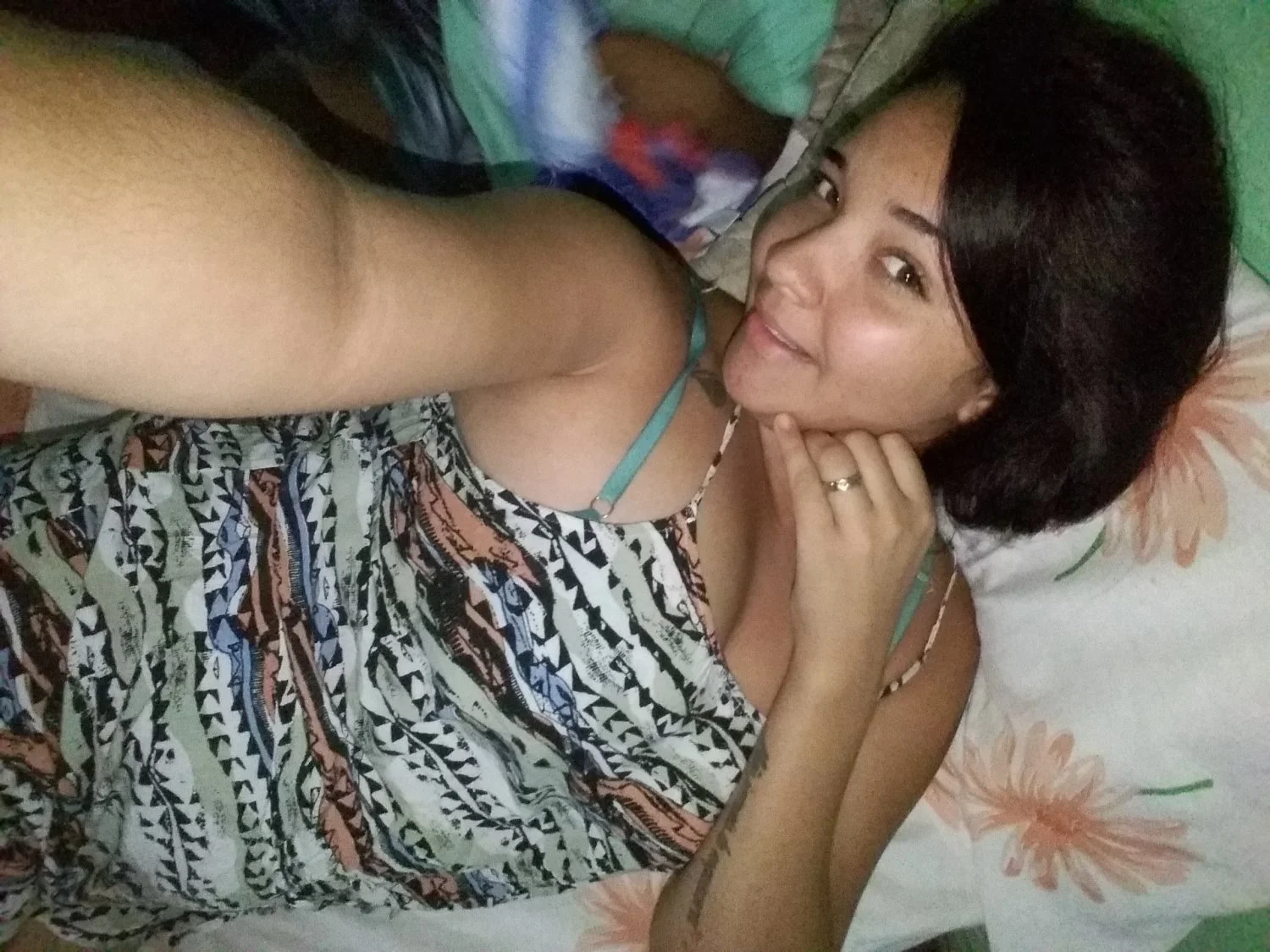 Coroa puta safada adora se exibir image 19