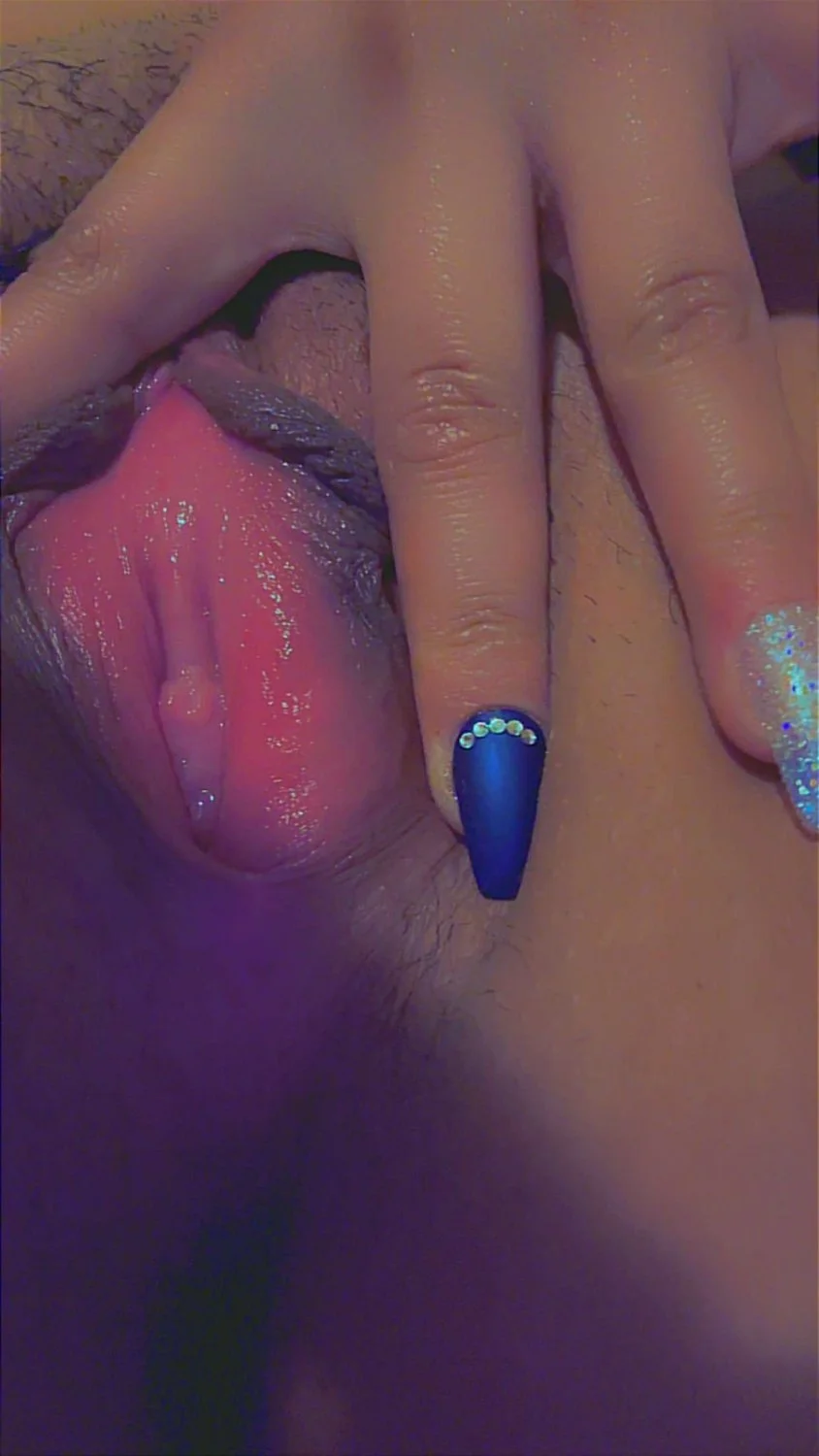 Texas slut Winter craves exposure image 5