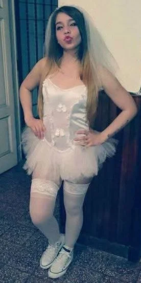 Shi una rubia trolita del oeste que vendió conté en su momento terrible orto 🔥🍑💵 main image