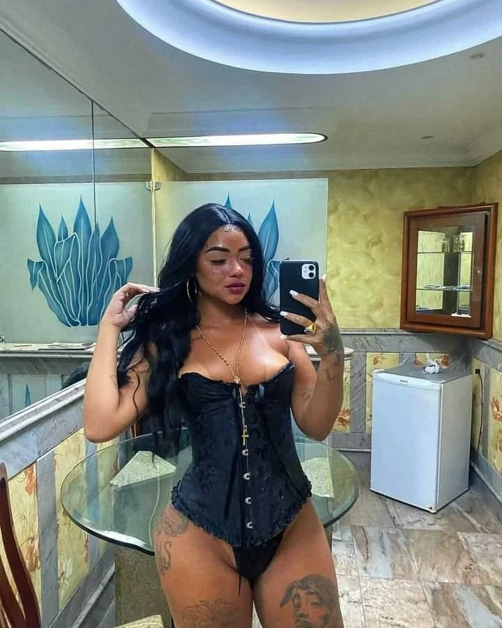 Otra zorra tatuada oendeja image 2