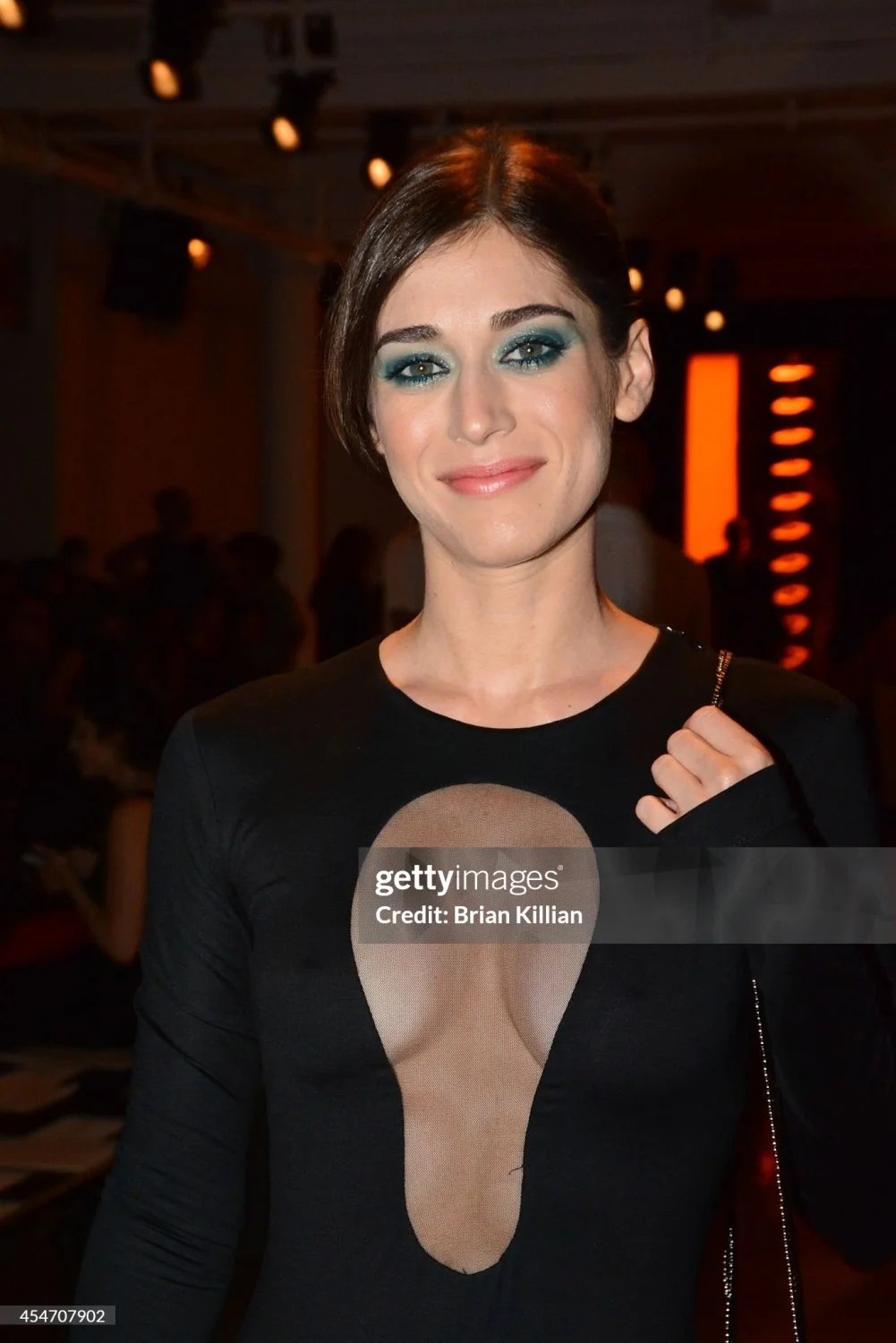 Handjob master lizzy caplan part 4 image 22