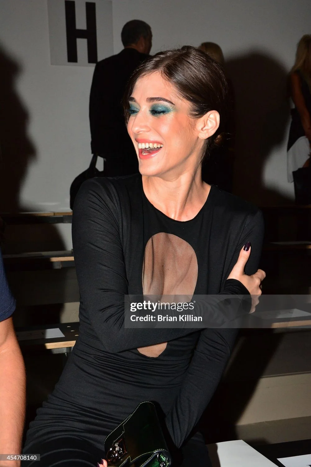 Handjob master lizzy caplan part 4 image 23