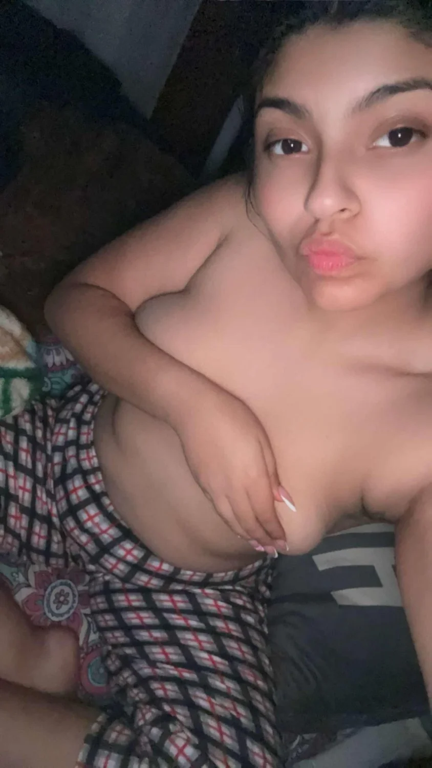 Jennifer 18 image 5