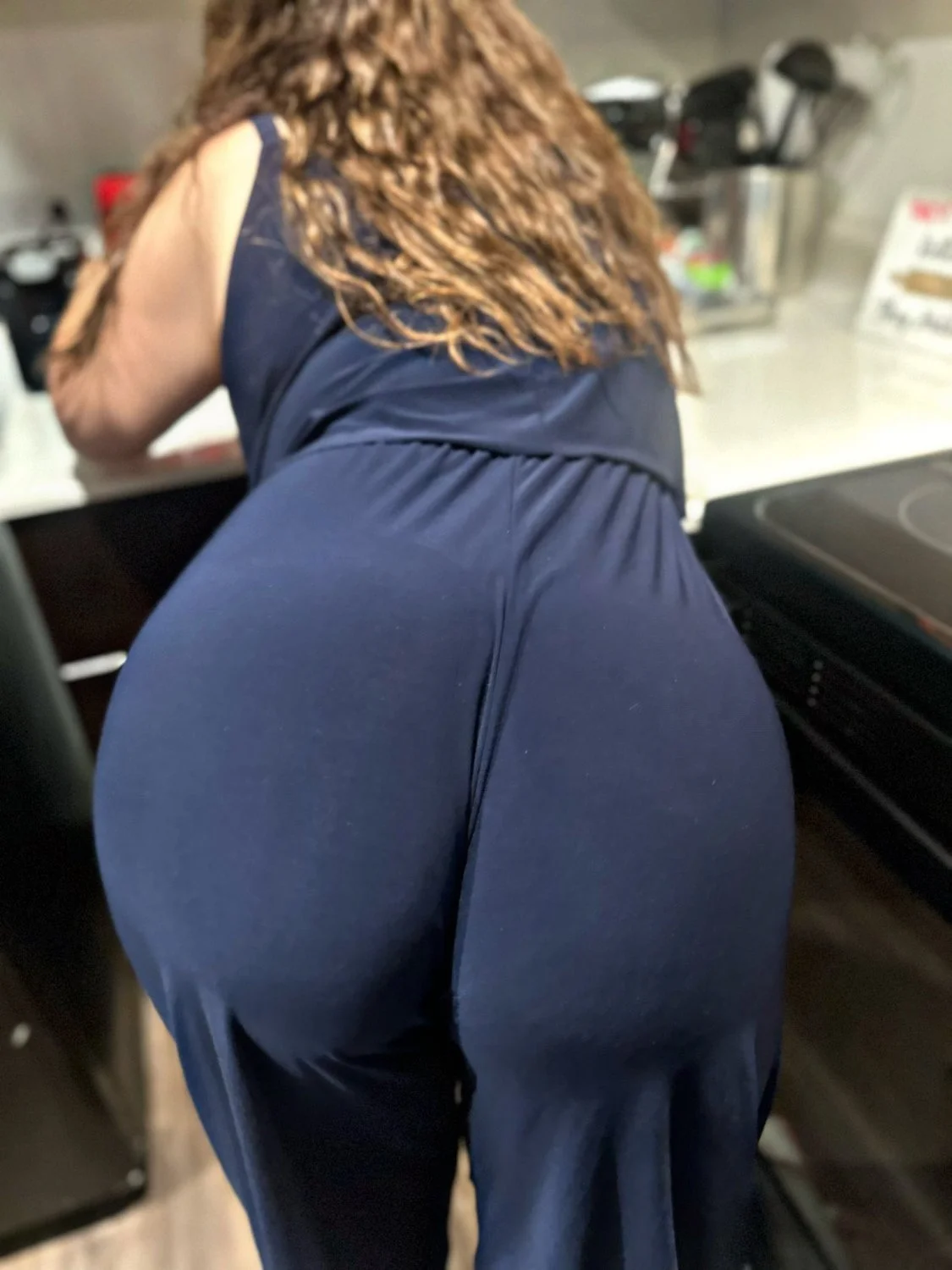 Pawg madastra te atrapa y te deja follarla y usarla 100% anal image 7